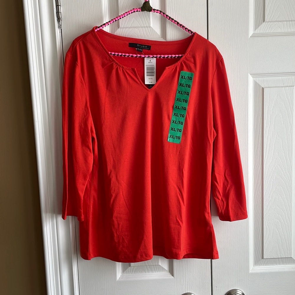 3/4 sleeve shirt
